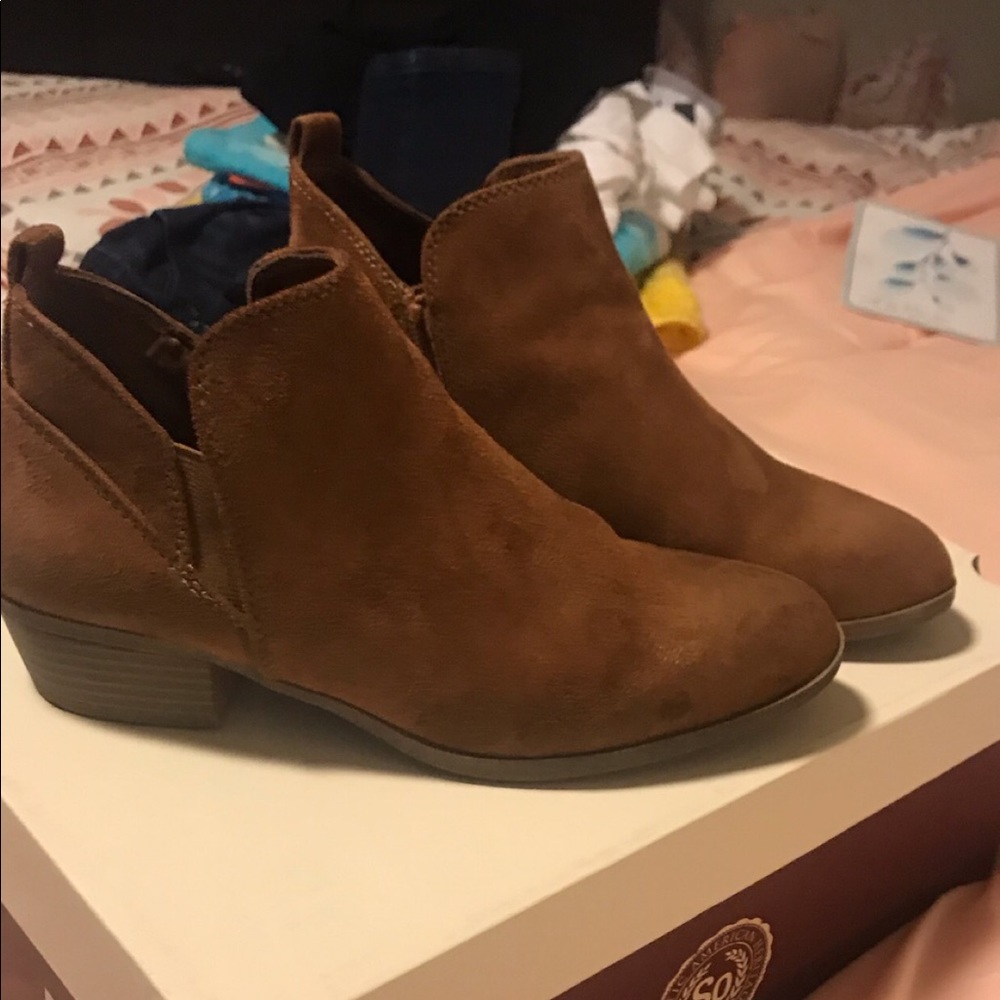 Ankle boots